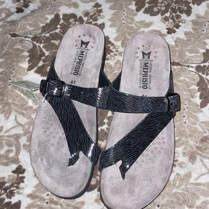 New Zebra Mephisto air relax sandals